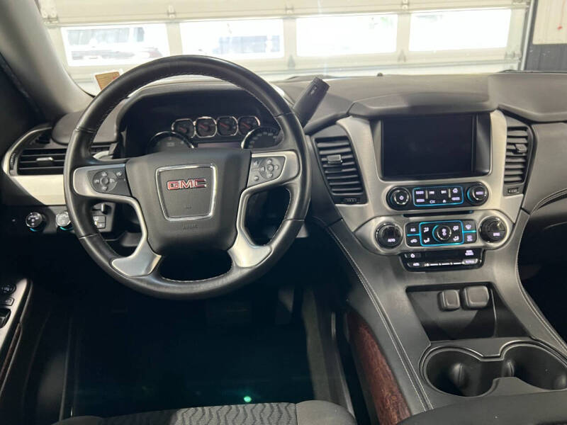 2017 GMC Yukon SLE