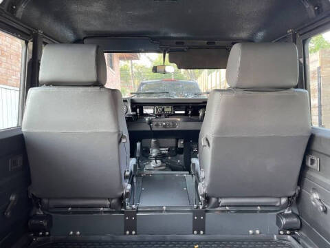 1987 Land Rover Defender