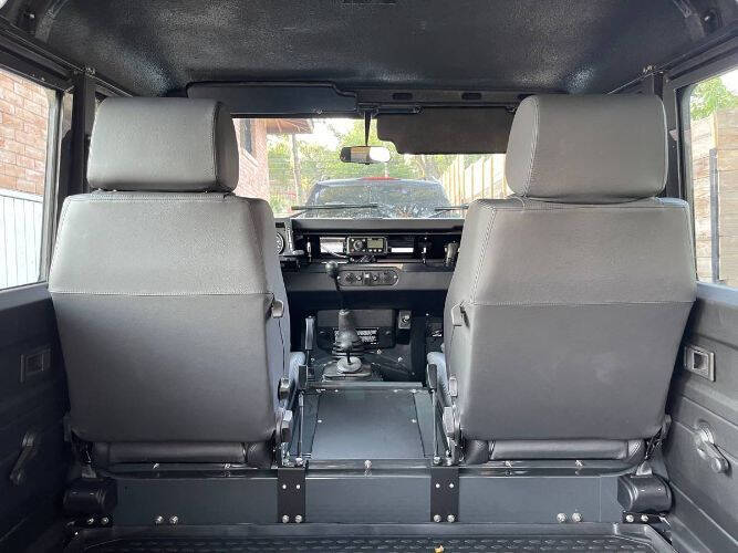 1987 Land Rover Defender