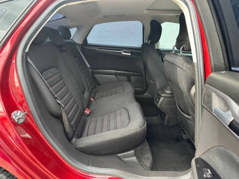 2013 Ford Fusion SE