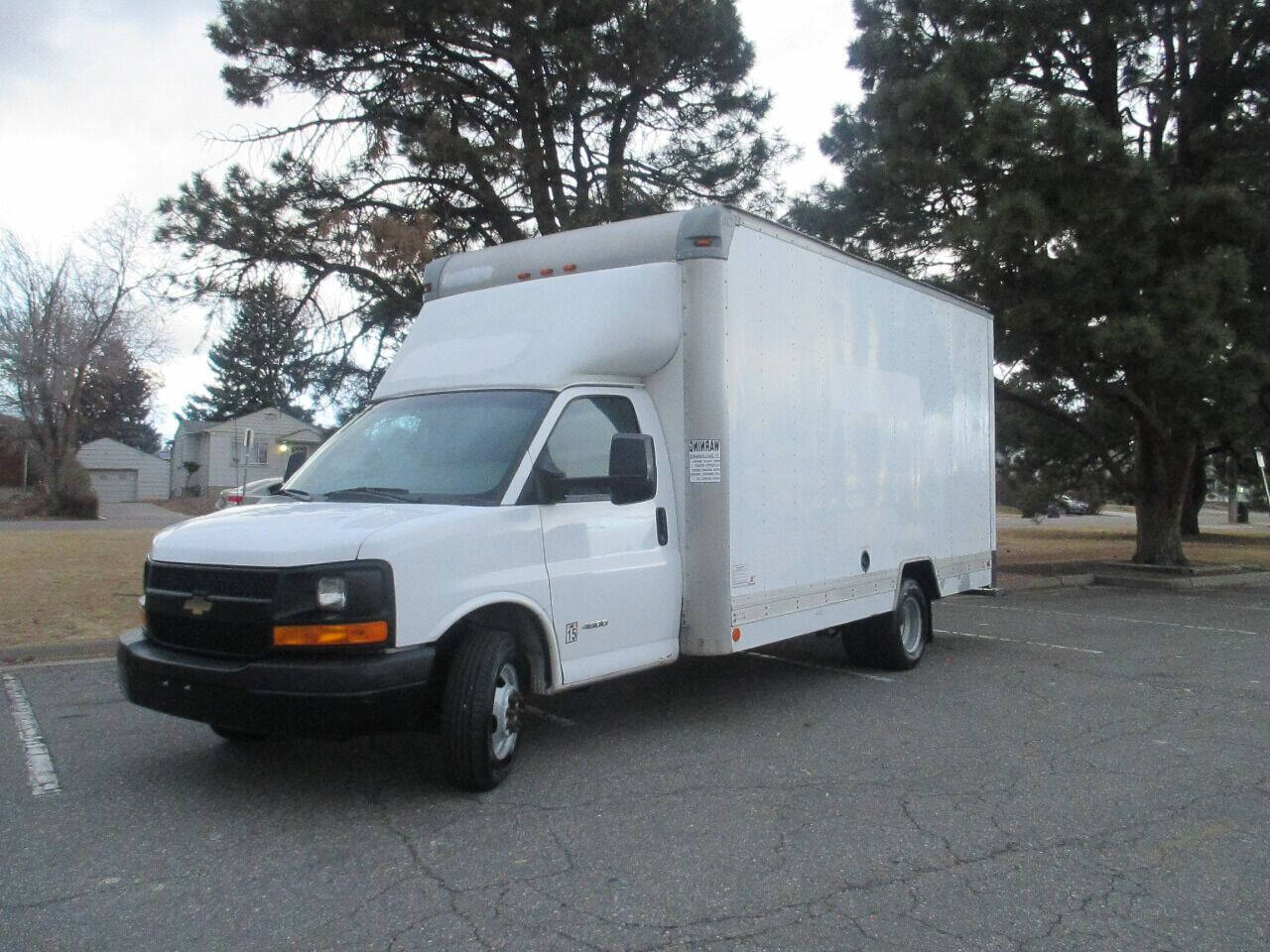 2013 chevrolet express cutaway