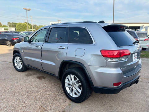 2017 Jeep Grand Cherokee Laredo E