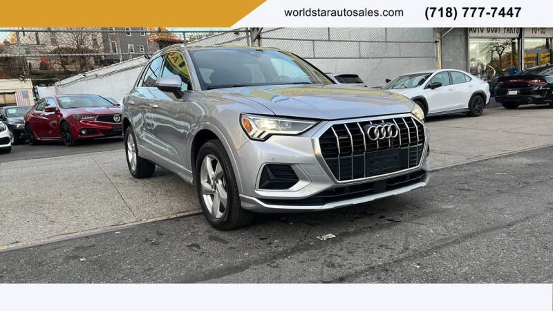 2022 Audi Q3 quattro Premium Plus 40 TFSI