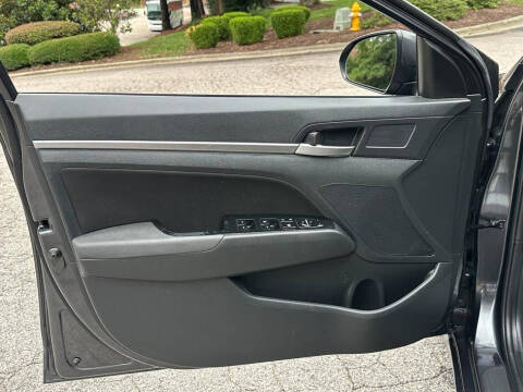 2020 Hyundai Elantra