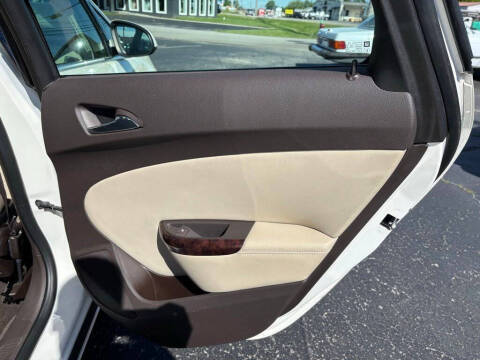 2012 Buick Verano Leather Group