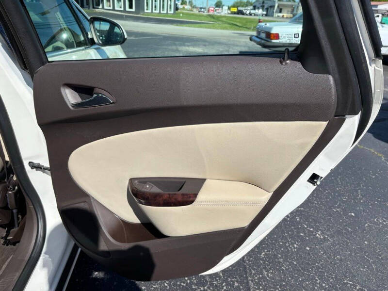 2012 Buick Verano Leather Group