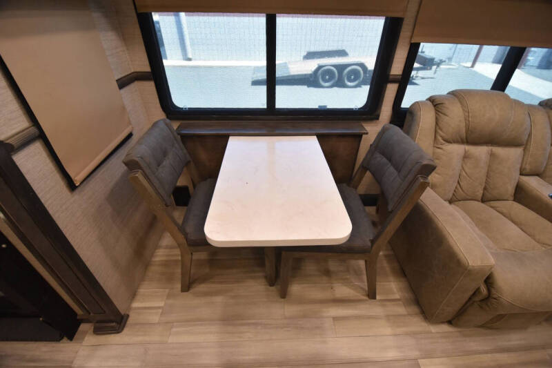 2022 Vanleigh RV Ambition Fifth Wheel