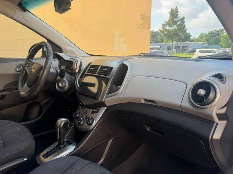 2015 Chevrolet Sonic LT Auto