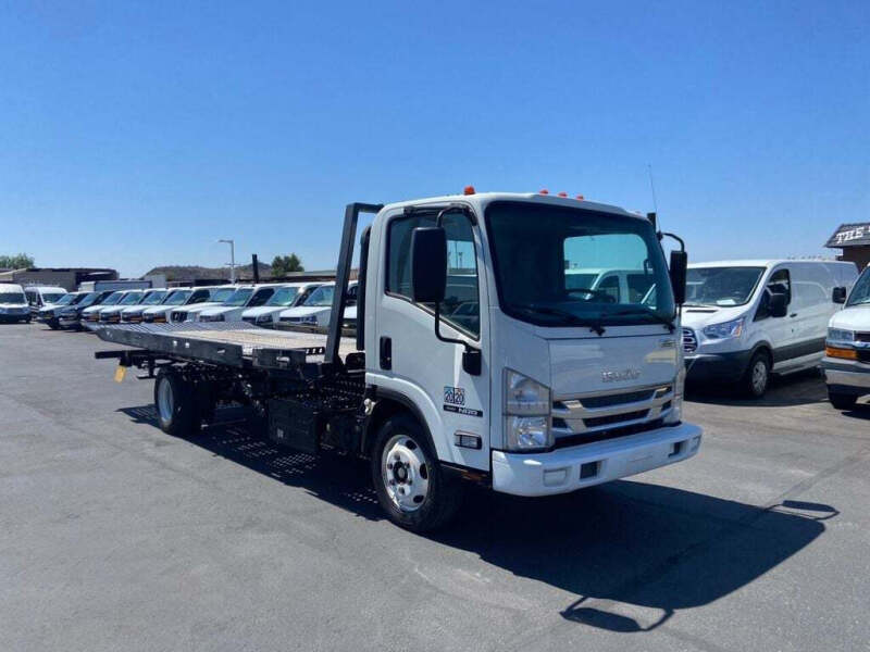 2020 Isuzu NRR