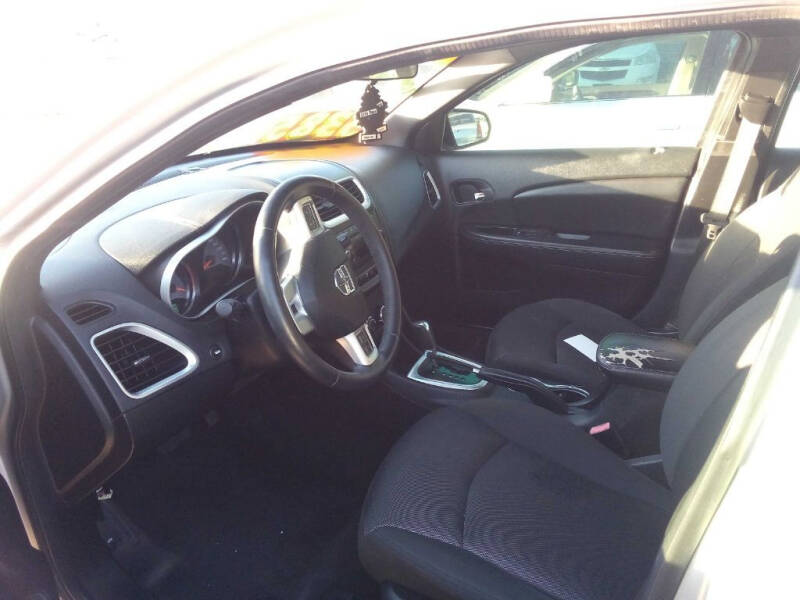 2012 Dodge Avenger SXT