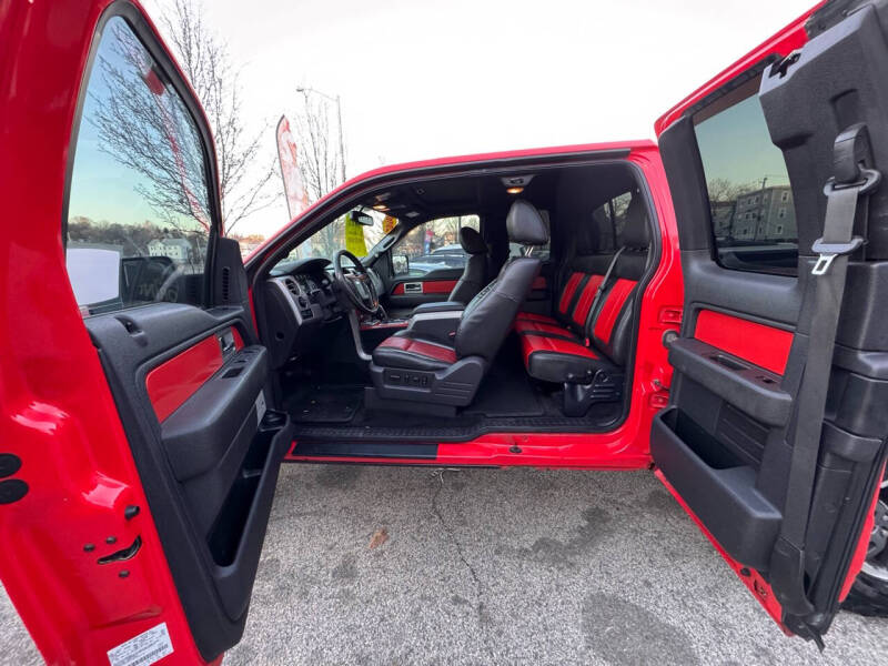 2010 Ford F-150 SVT Raptor photo 8