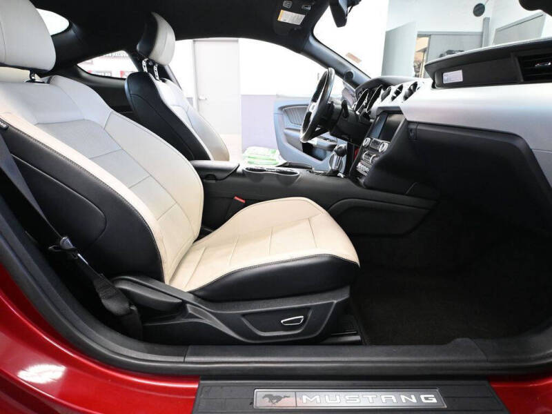 2015 Ford Mustang EcoBoost Premium