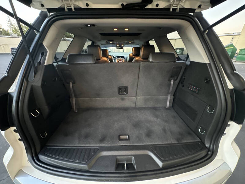 2013 GMC Acadia Denali