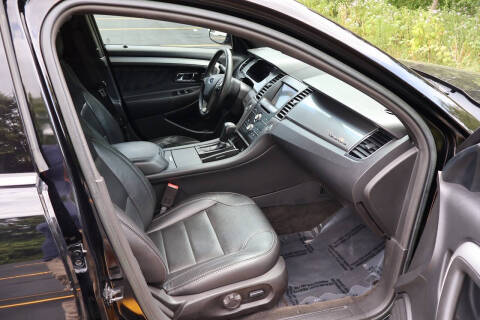 2016 Ford Taurus SEL