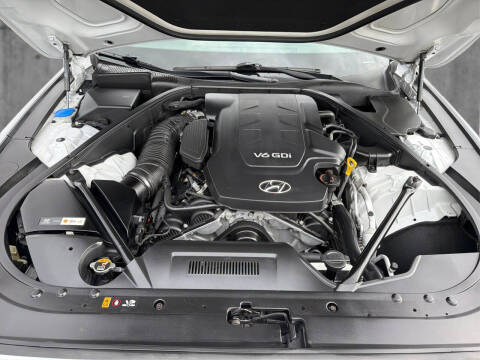 2016 Hyundai Genesis