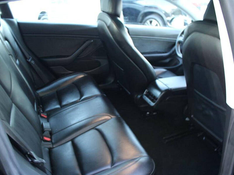 2019 Tesla Model 3 Standard Range Plus