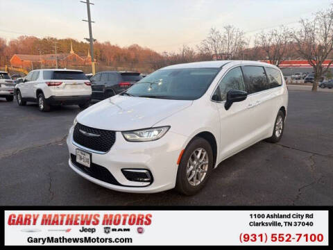 2024 Chrysler Pacifica Touring L