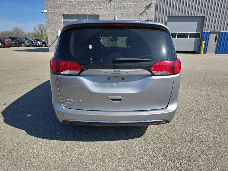 2018 Chrysler Pacifica Touring L