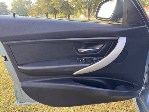 2014 BMW 3 Series 320i xDrive