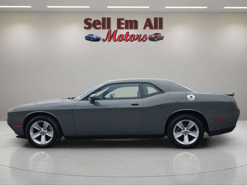 2023 Dodge Challenger SXT