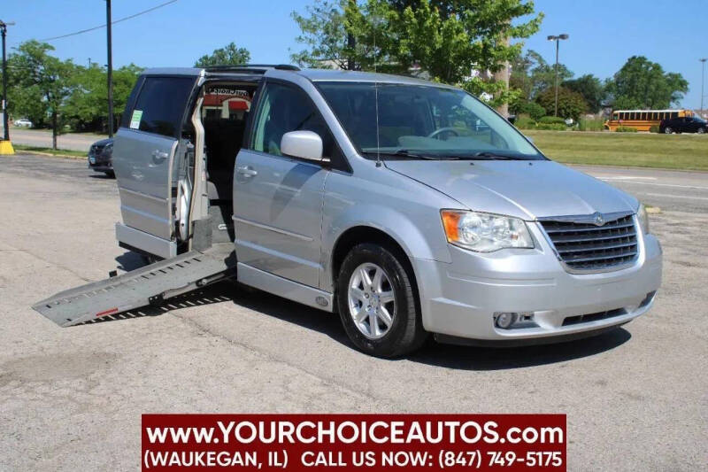 2010 Chrysler Town and Country Touring