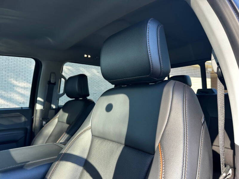 2025 Ford F-350 Super Duty Lariat