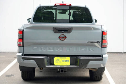 2024 Nissan Frontier