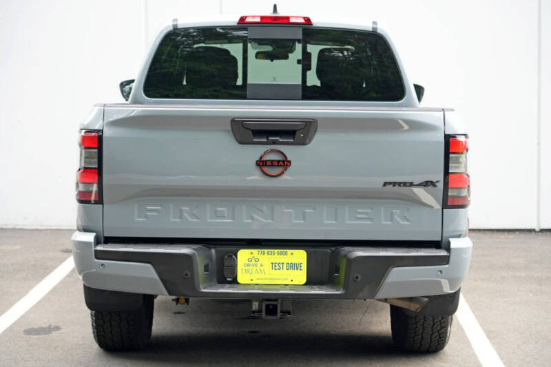 2024 Nissan Frontier