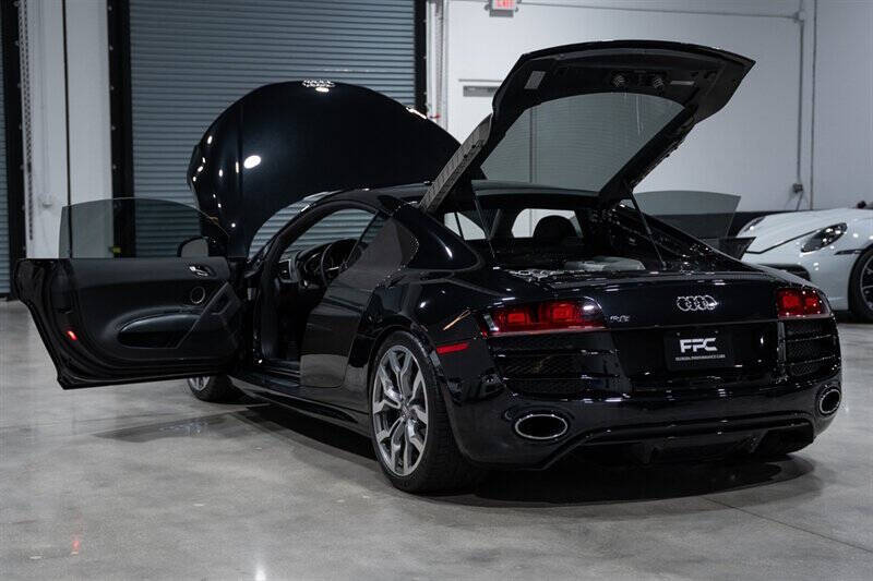 2011 Audi R8 5.2 quattro