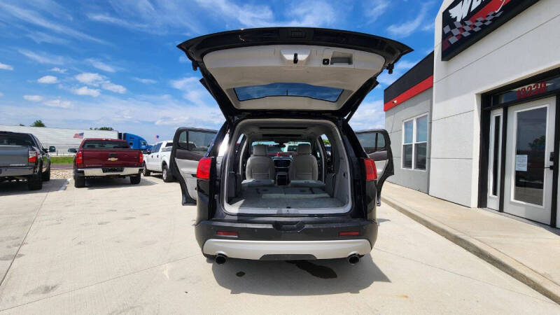 2017 GMC Acadia SLT-1