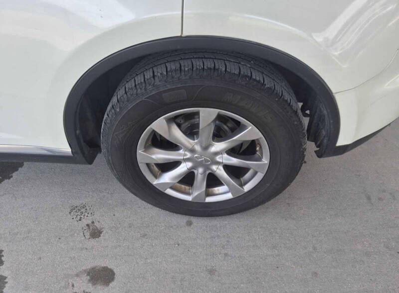2008 Infiniti FX35