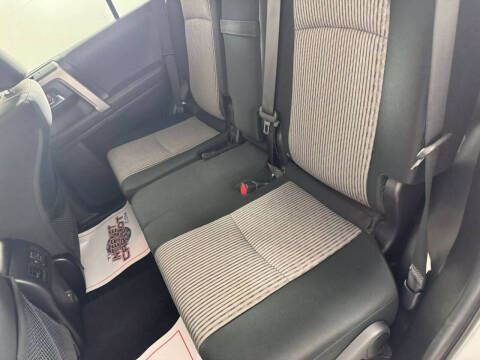 2023 Toyota 4Runner SR5