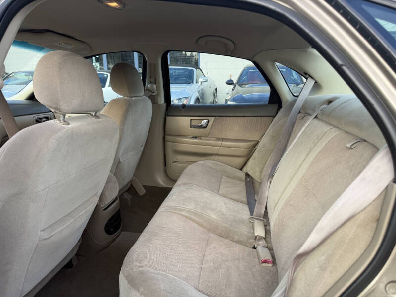 2002 Ford Taurus SES