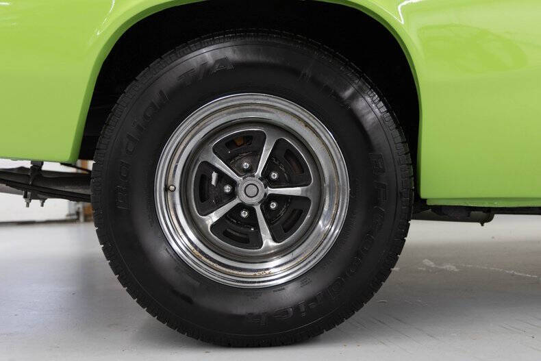 1974 Plymouth Duster