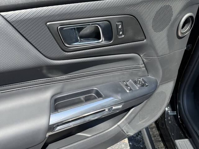 2025 Ford Mustang EcoBoost Premium