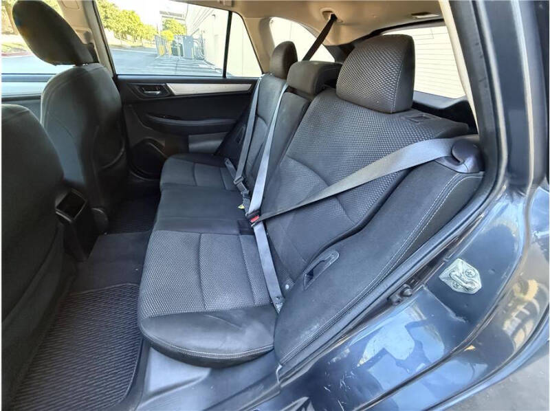 2017 Subaru Outback 2.5i Premium