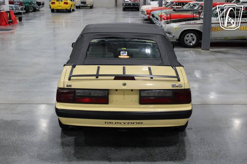 1987 Ford Mustang LX