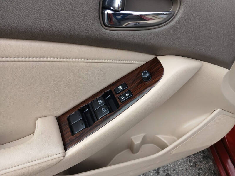 2010 Nissan Altima 2.5 SL