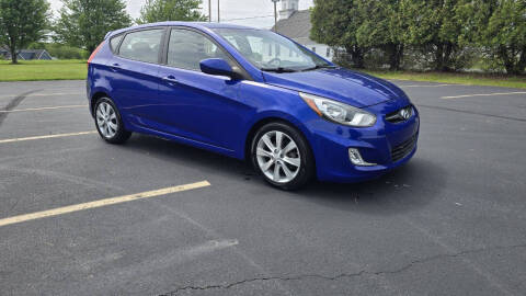 2012 Hyundai Accent SE