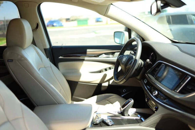 2018 Buick Enclave Essence