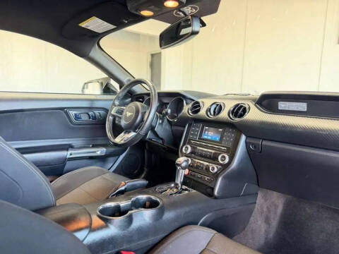 2016 Ford Mustang V6