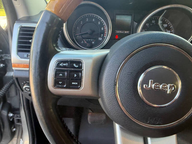 2012 Jeep Grand Cherokee Overland Summit