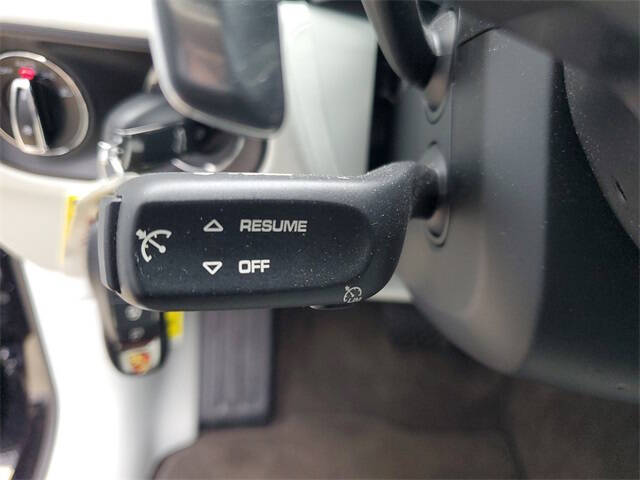 2020 Porsche Macan S