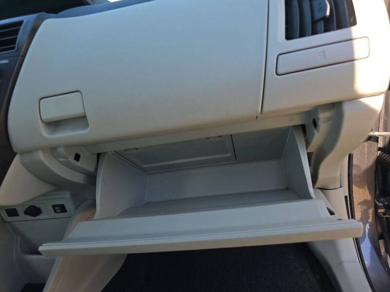 2012 Toyota Prius v Three