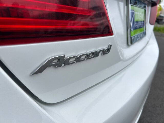 2017 Honda Accord EX-L V6 w/Navi w/Honda Sensing