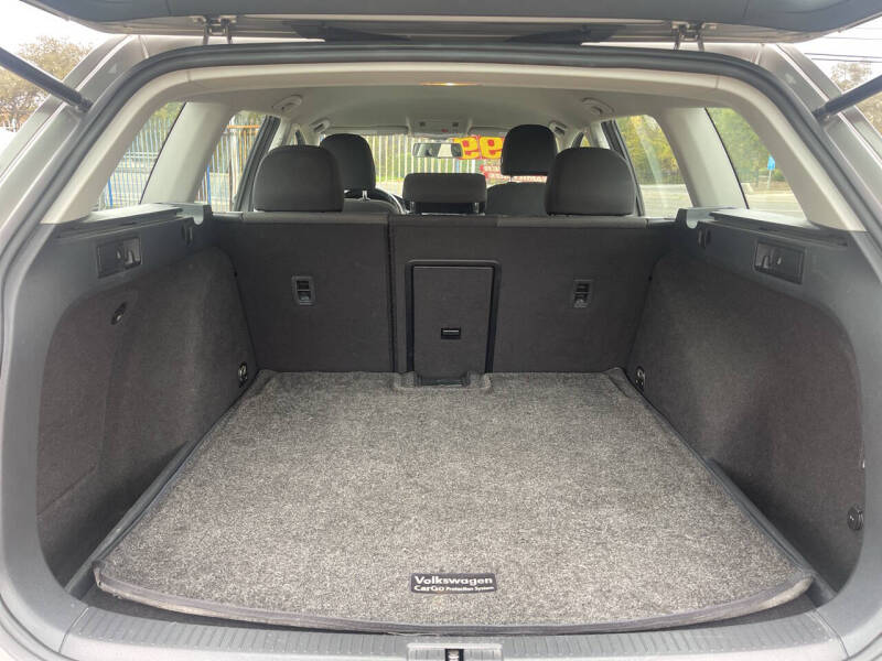 2016 Volkswagen Golf SportWagen TSI Limited Edition