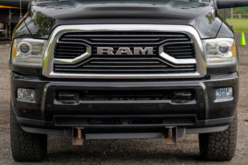 2018 RAM 3500 Laramie Limited