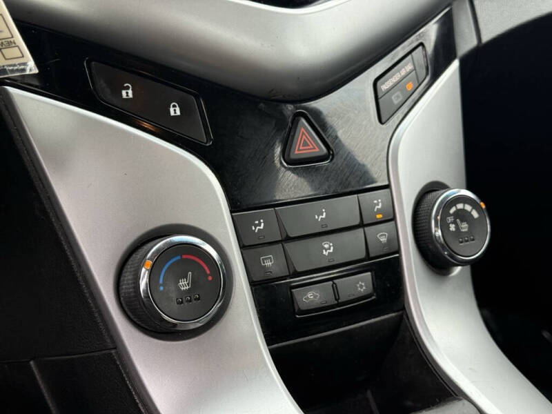 2011 Chevrolet Cruze LT