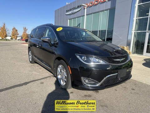 2017 Chrysler Pacifica for sale at Williams Brothers Pre-Owned Monroe in Monroe MI