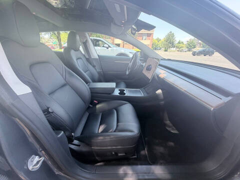 2023 Tesla Model 3 Performance